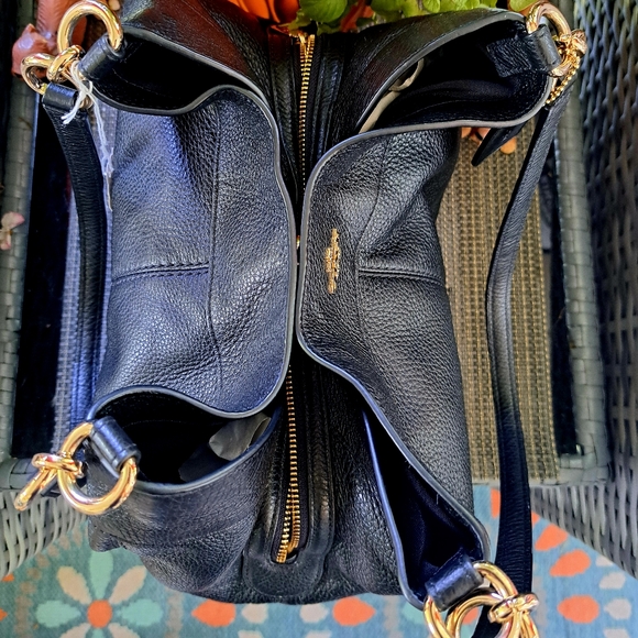 COACH LEXY Black Pebble Leather Shoulder Bag with Gourgous Gold Hardware NEW - Picture 13 of 17